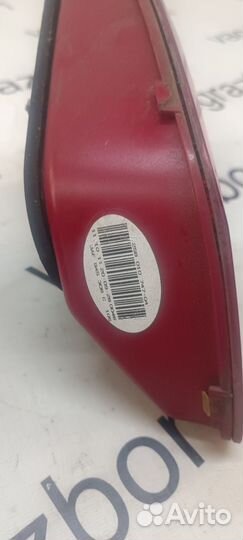 Фонарь задний внутренний Volkswagen Passat (B7) VI