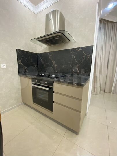 3-к. квартира, 130 м², 4/8 эт.