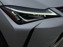 Lexus UX 2.0 CVT, 2019, 70 000 км, с пробегом, цена 3 350 000 руб.