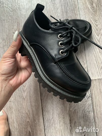 Ботинки для девочки (лоферы)