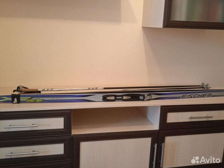 Беговые лыжи Fischer + палки KVT