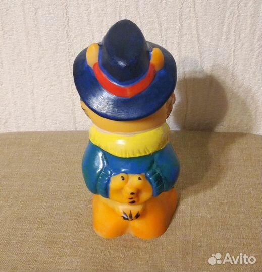 Резиновая игрушка из 90-х бурундучок Чип