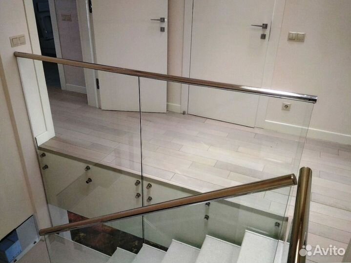 Стеклянное ограждение