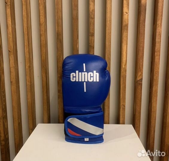 Боксерские перчатки Clinch