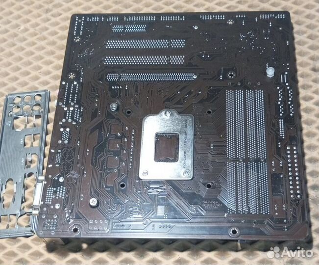 Материнская плата Gigabyte GA-B85M-D3H сокет 1150