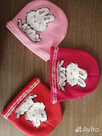 Шапочки и перчатки новые