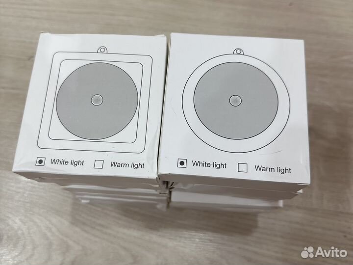 Светодиодный светильник с датчиком движения