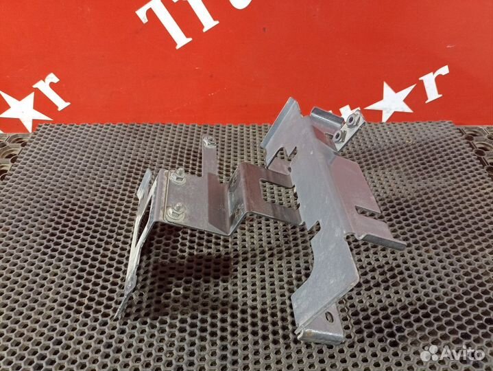 Кронштейн клапана Daf XF106