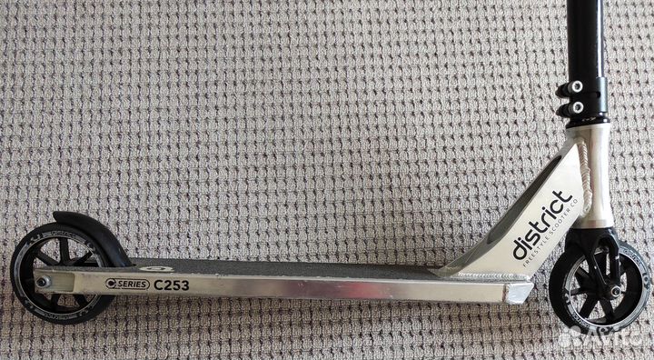 Самокат District C253