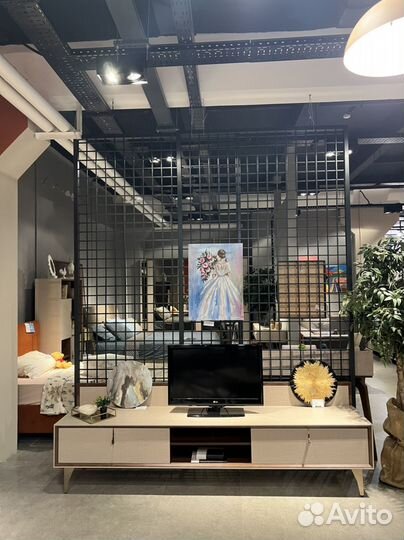 Интерьерная картина Девушка с цветами