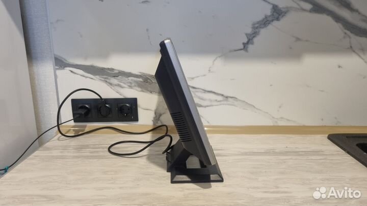 Монитор Benq q5t3