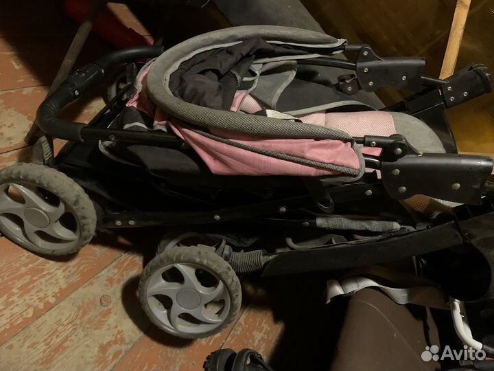 Прогулочная коляска