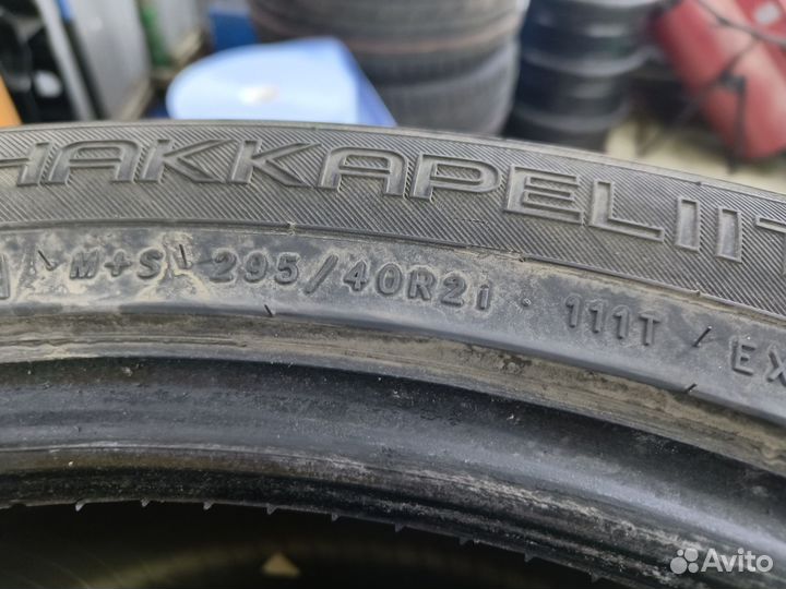 Nokian Tyres Hakkapeliitta 9 SUV 295/40 R21 111T