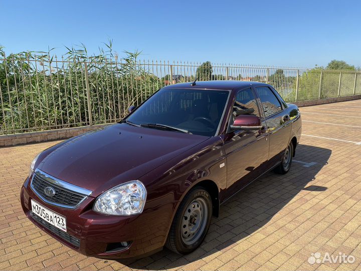 LADA Priora 1.6 МТ, 2011, 100 000 км