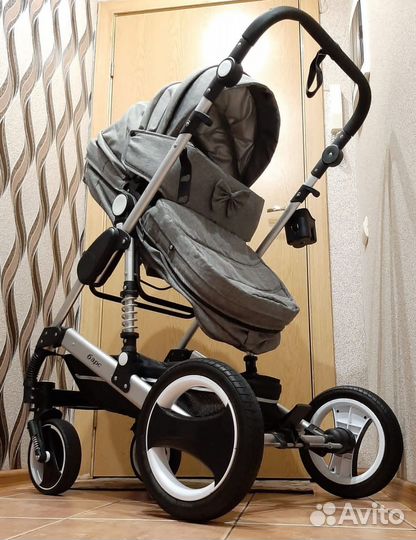 Коляска трансформер 2 в 1 в хорошем состоянии
