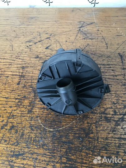 Насос продувки катализатора Mercedes E-Class W212