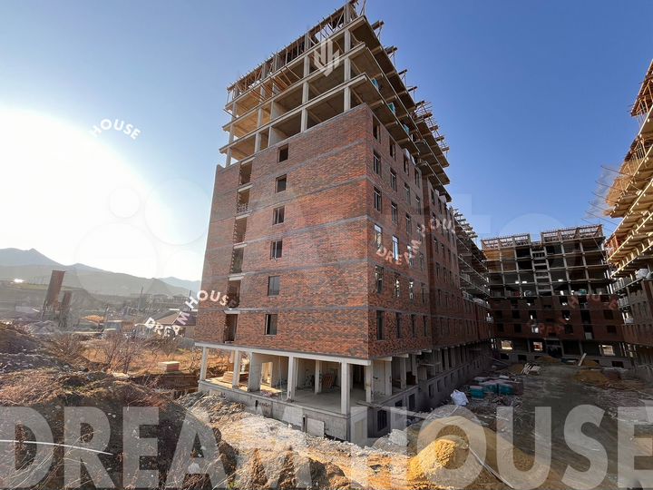 2-к. квартира, 72 м², 11/12 эт.