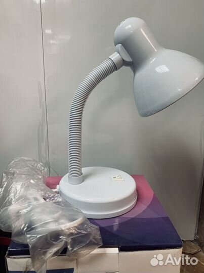 Лампа настольная Camelion