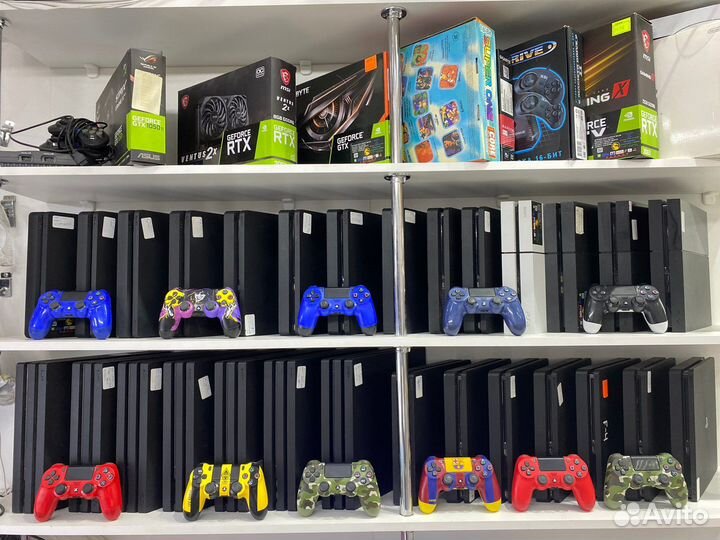 Игровые приставки Sony Playstation 4 / Slim / Pro