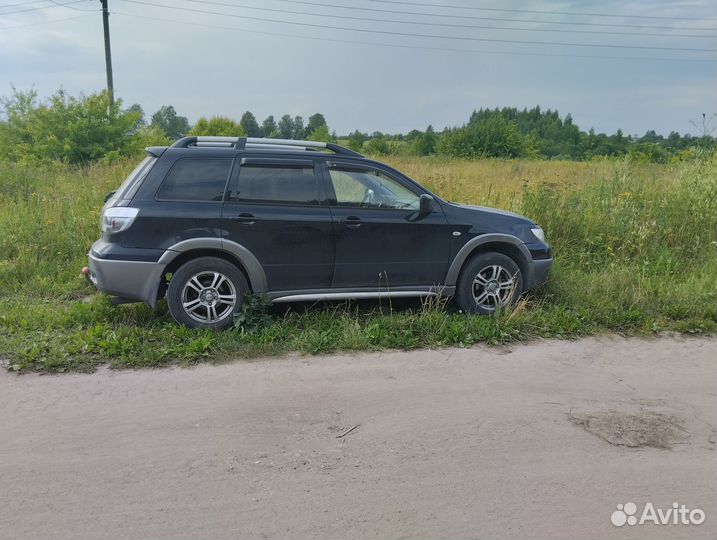 Mitsubishi Outlander 2.4 AT, 2005, 199 583 км