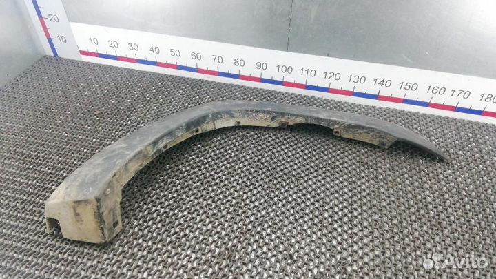 Молдинг переднего правого крыла Nissan Patrol