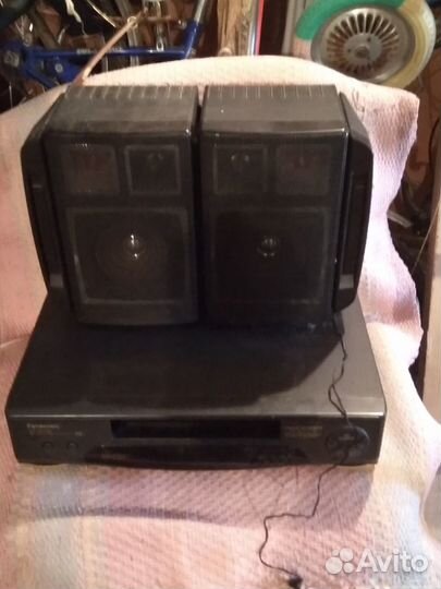 Динамики и акустические колонки