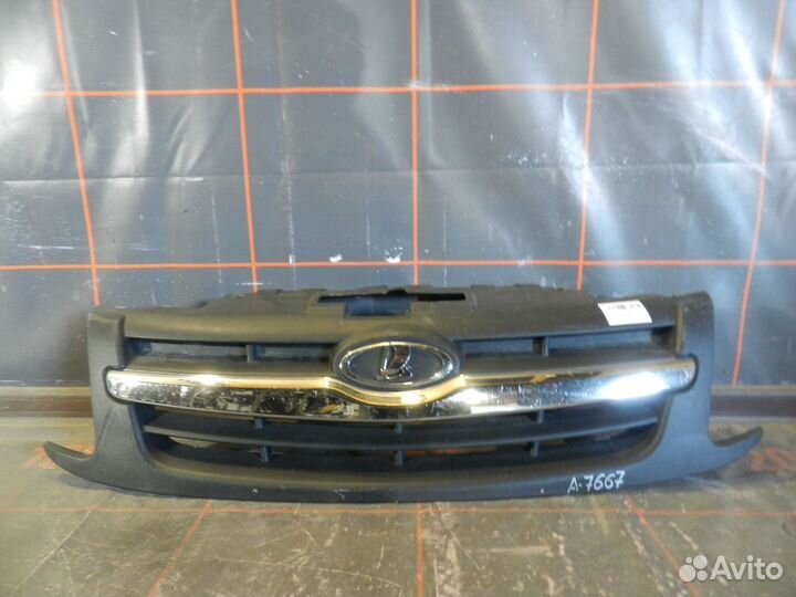 Решетка радиатора - LADA Granta (2011-18гг)