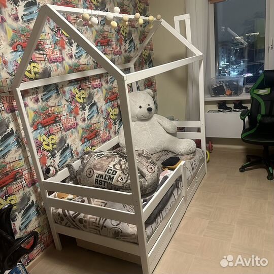 Детская кровать домик бу