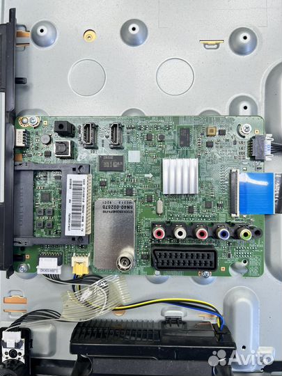 Разбор тв Samsung UE28J4100