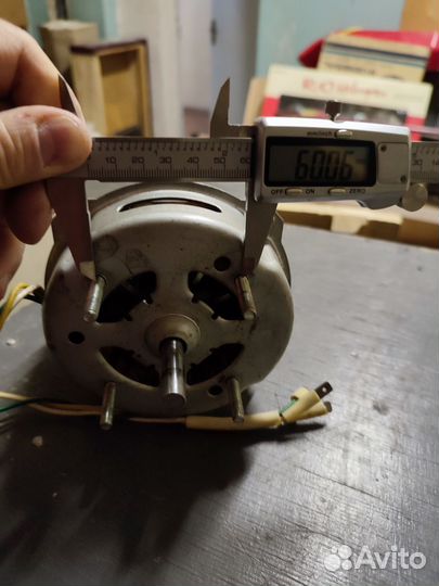 Двигатель от стиральной машины