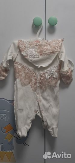 Комбинезон на выписку для девочки