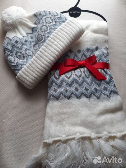 Комплект шапка и шарф женский