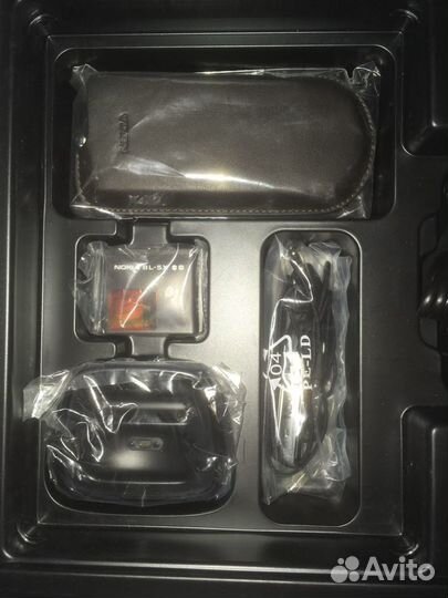 Коробка с новыми аксесуарами nokia 8800