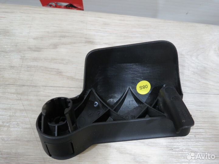 Ручка открывания капота Porsche Macan