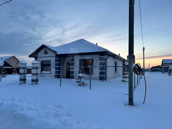 Коттедж 96 м² на участке 8,3 сот.