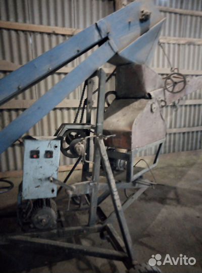Зернопогрузчик Воронежсельмаш Погрузчик зерна (ПЗМ-80), 1985