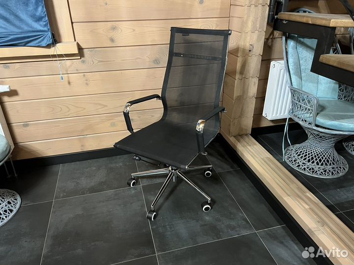 Кресло руководителя Хельмут