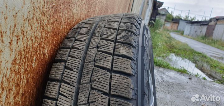 Bridgestone blizzak revo GZ r13 на акцент