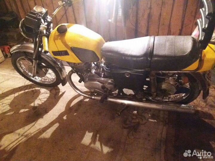 Продам мотоцикл иж планета 5