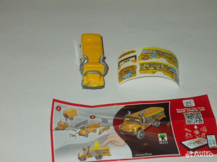 Киндер-сюрприз игрушки