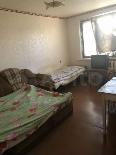 2-к. квартира, 47 м², 1/3 эт.