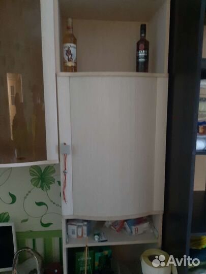 Шкаф навесной бу