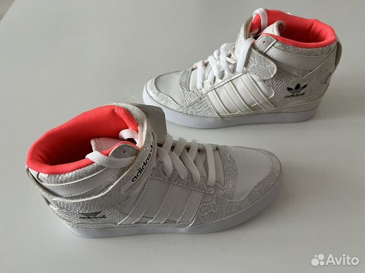 Высокие кроссовки Adidas