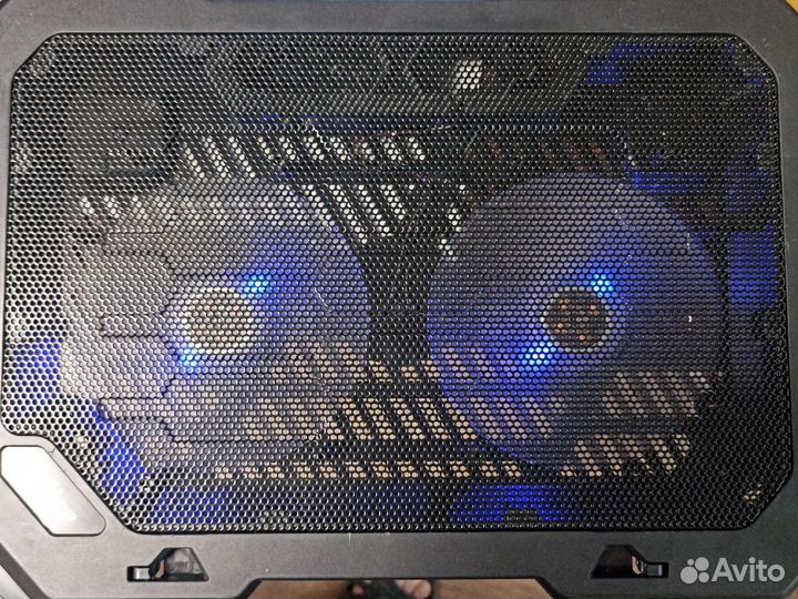 Подставка с охлаждением для ноутбука