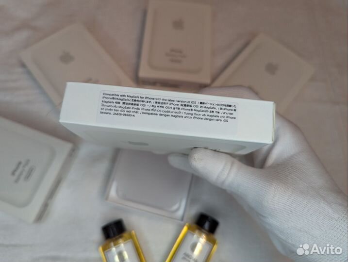 Повербанк apple Magsafe battery pack apple