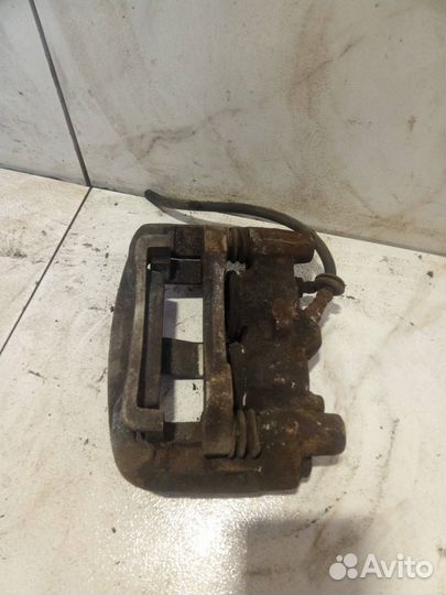Суппорт тормозной передний правый UAZ 452 2 1990