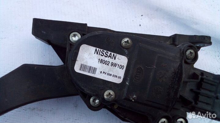 Педаль газа Nissan Teana J31 VQ35DE 2004
