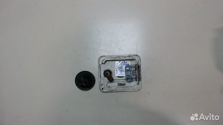 Лючок бензобака Mitsubishi Pajero, 1992