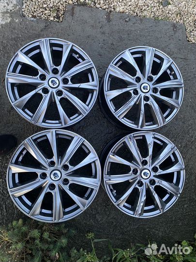 Продаются диски