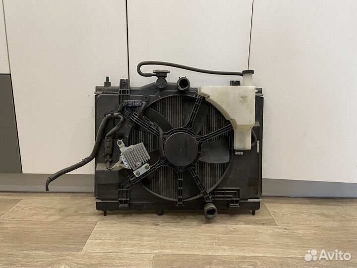 Радиатор Nissan bluebird sylphy